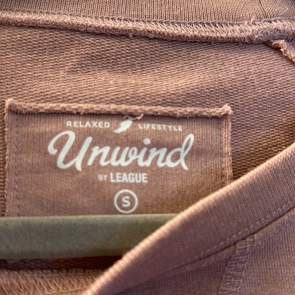 Rocky Mtn National park women’s size S sweatshirt - Picture 4 of 5